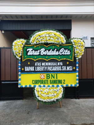 Papan Bunga Duka di Guwosari